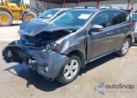2014 Toyota Rav4 Xle z USA, uszkodzony, nr VIN JTMWFREV8EJ015557